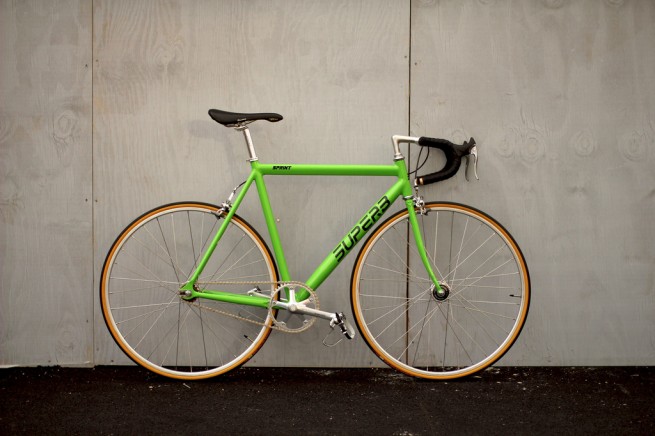 Superb: Antonio's Special Edition Kawasaki Green Superb Sprint