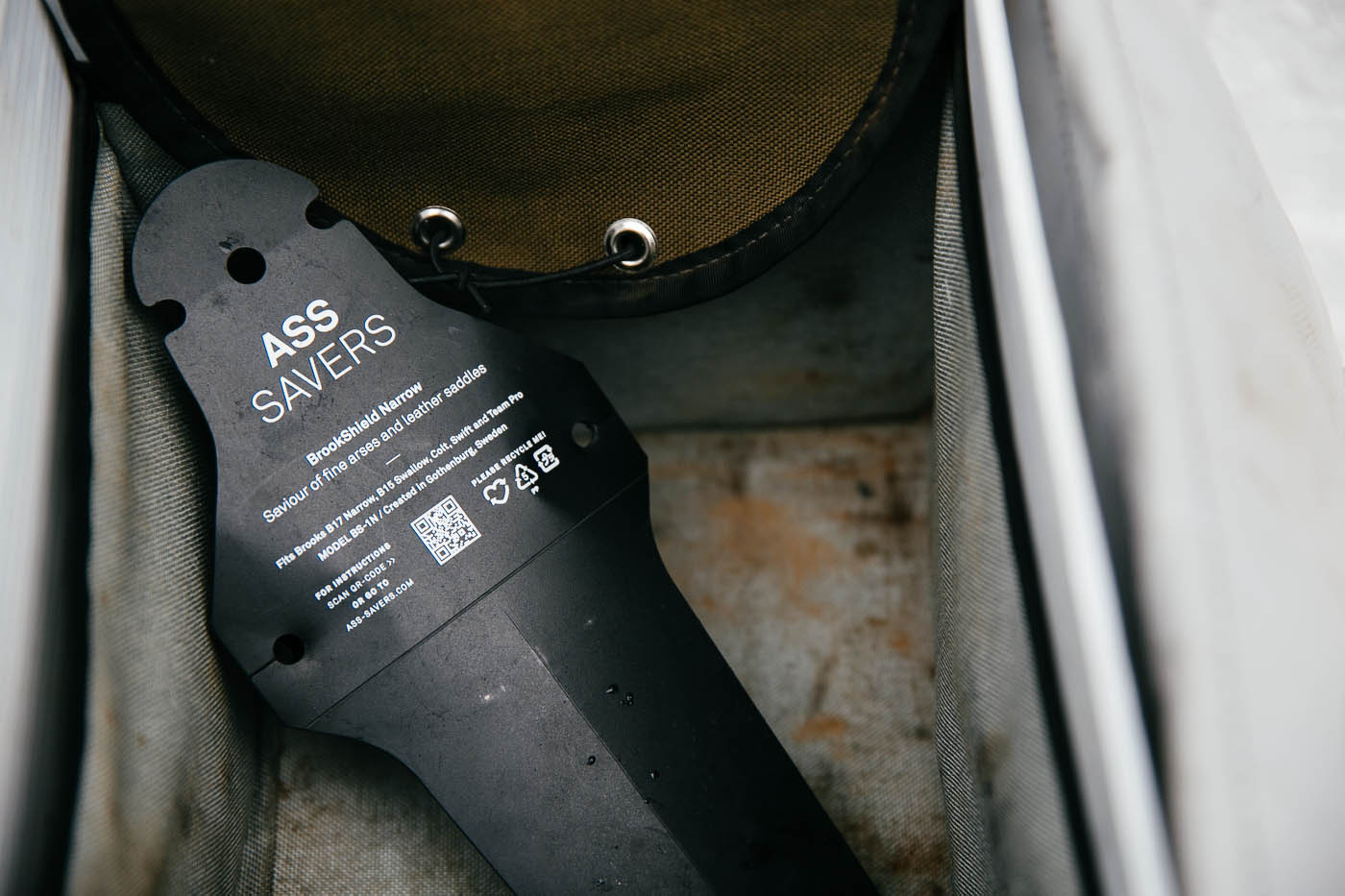 The Ass Savers Brookshield is Lightweight and Easy | The Radavist