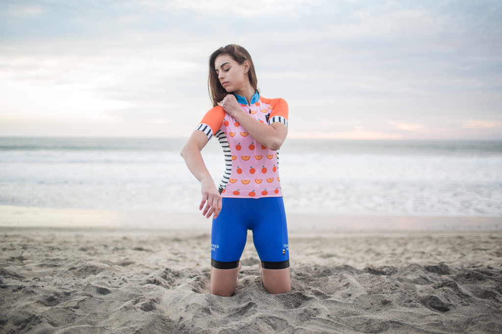 Tenspeed Hero: Resort Collection | The Radavist | A group of
