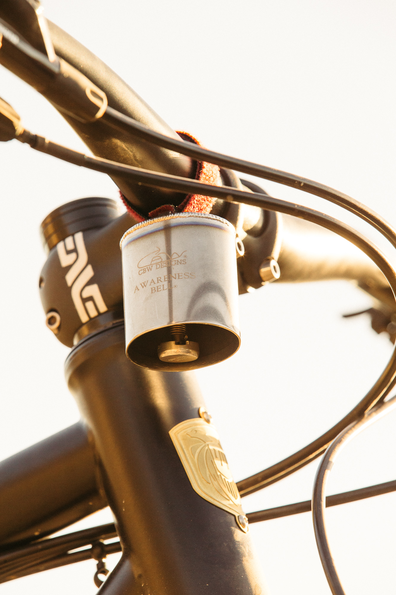 アクセサリー CBW DESIGNS AWARENESS BELL Ride Safe with the CBW Designs Awareness Bell | The Radavist | A