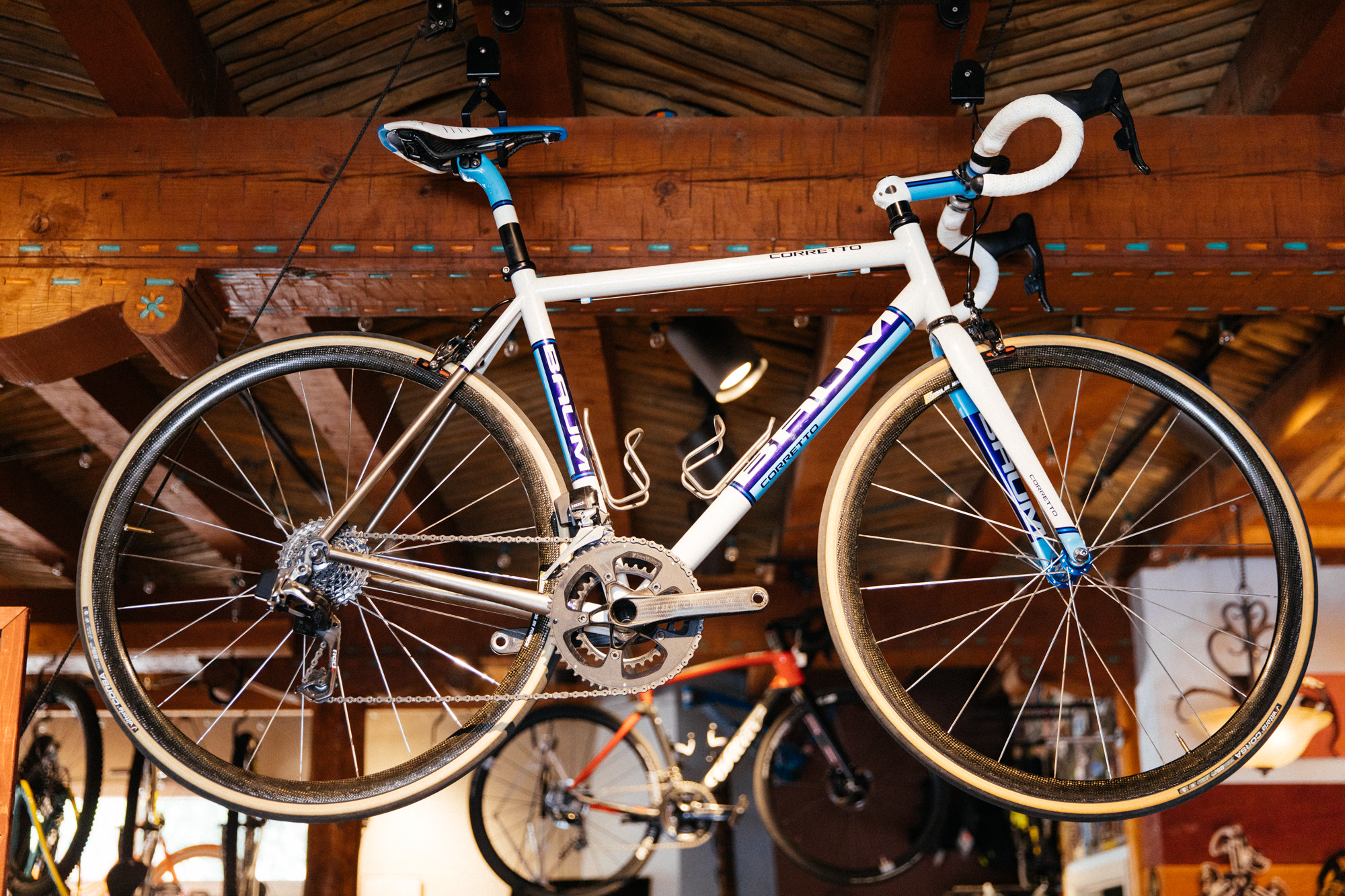 menlo velo hours