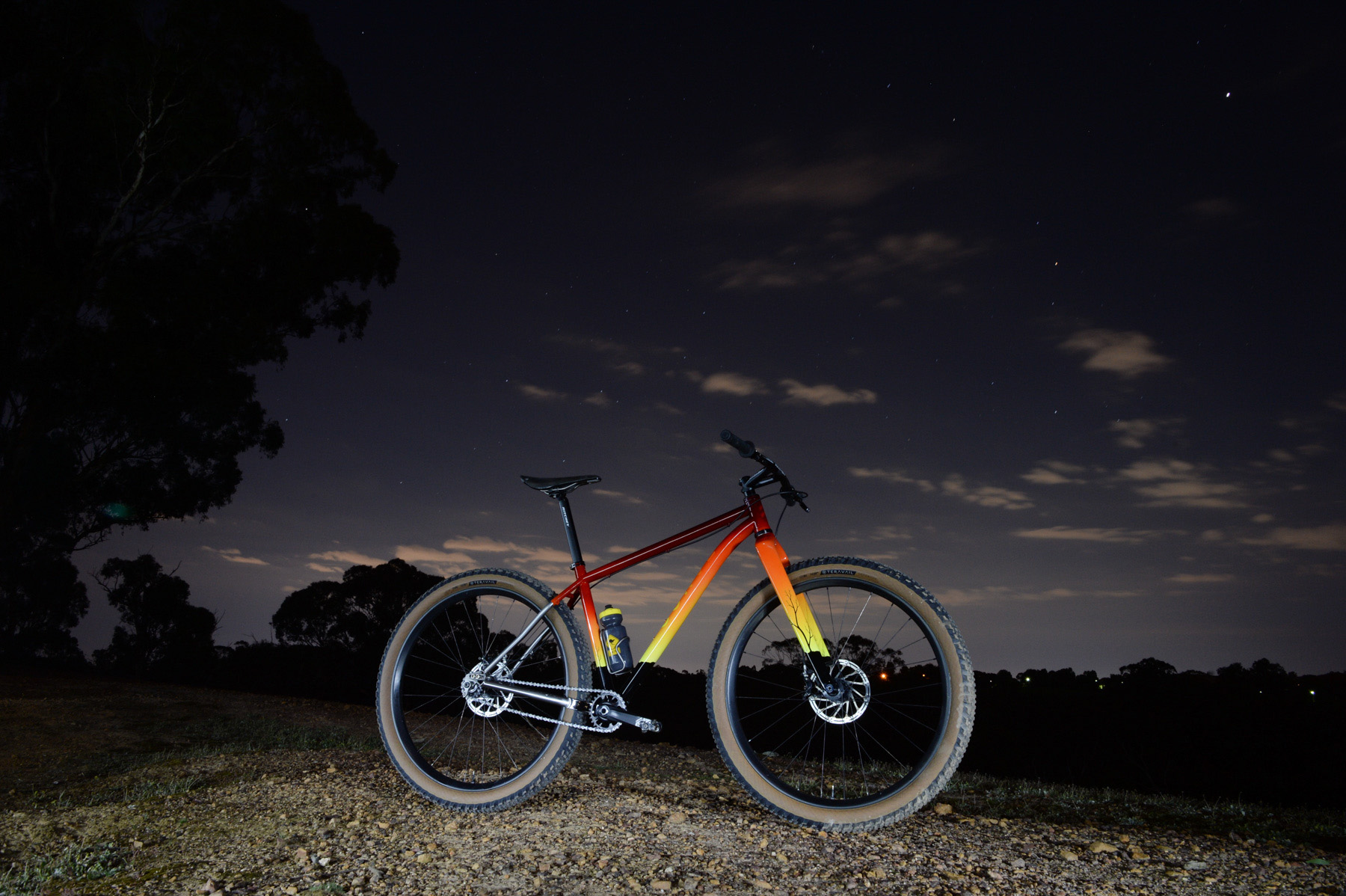 A Sunburnt Hardtail: Andy's ​Velocraft-Painted Curve Uprock+