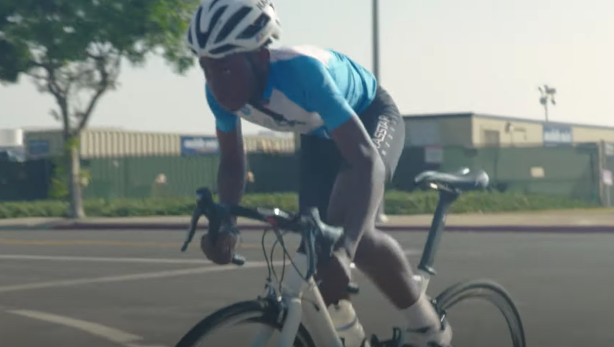 black cycling groups