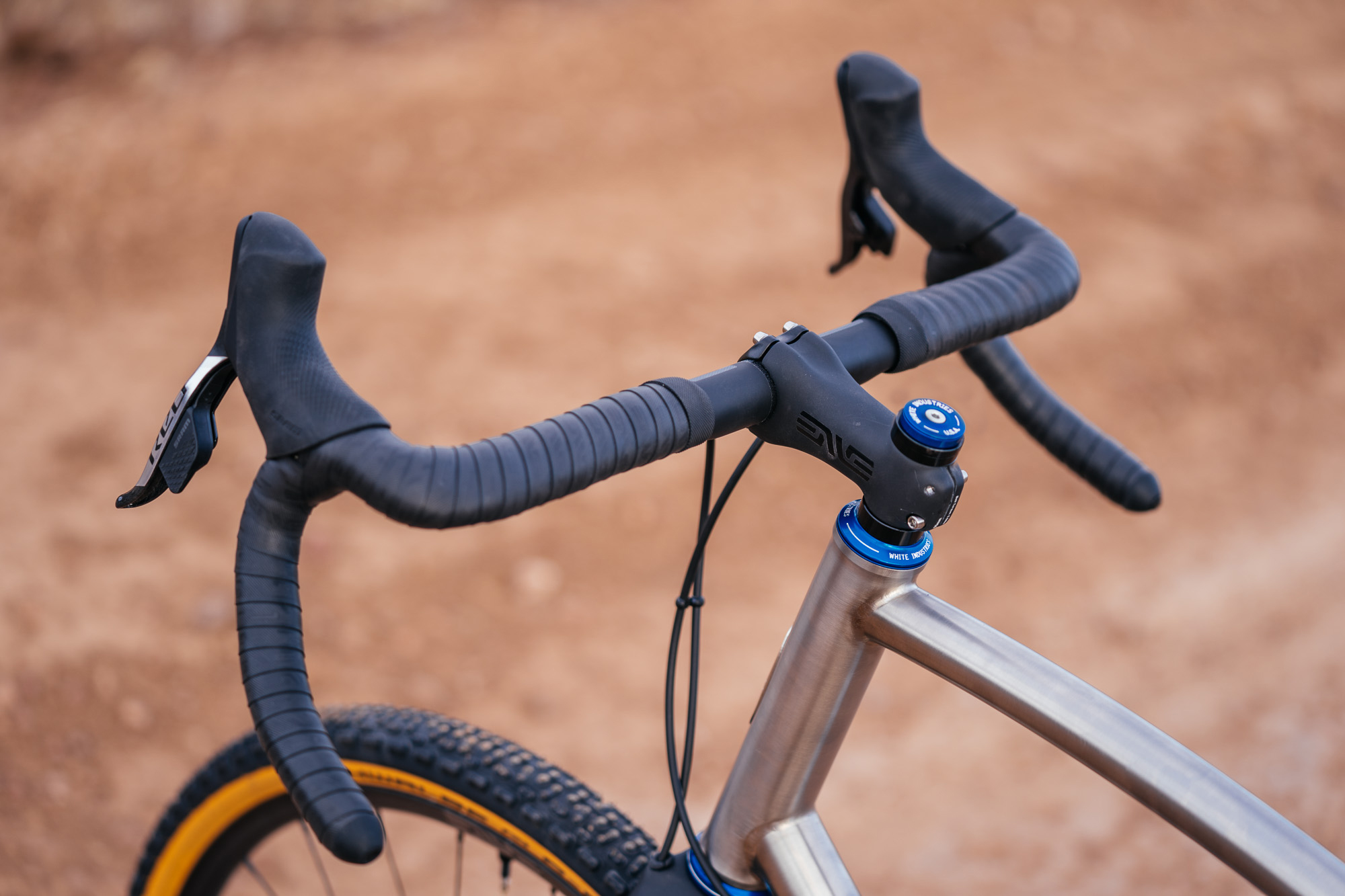 Curtis Inglis’ Titanium Retrotec with ENVE Foundation AG25 Gravel