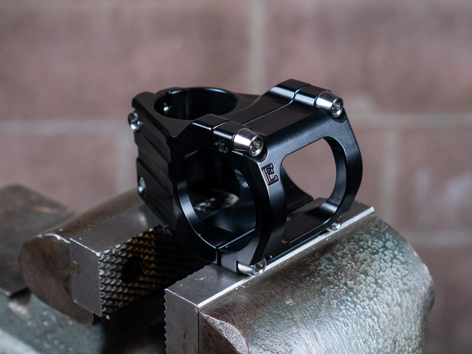 road bike stem clamp diameter