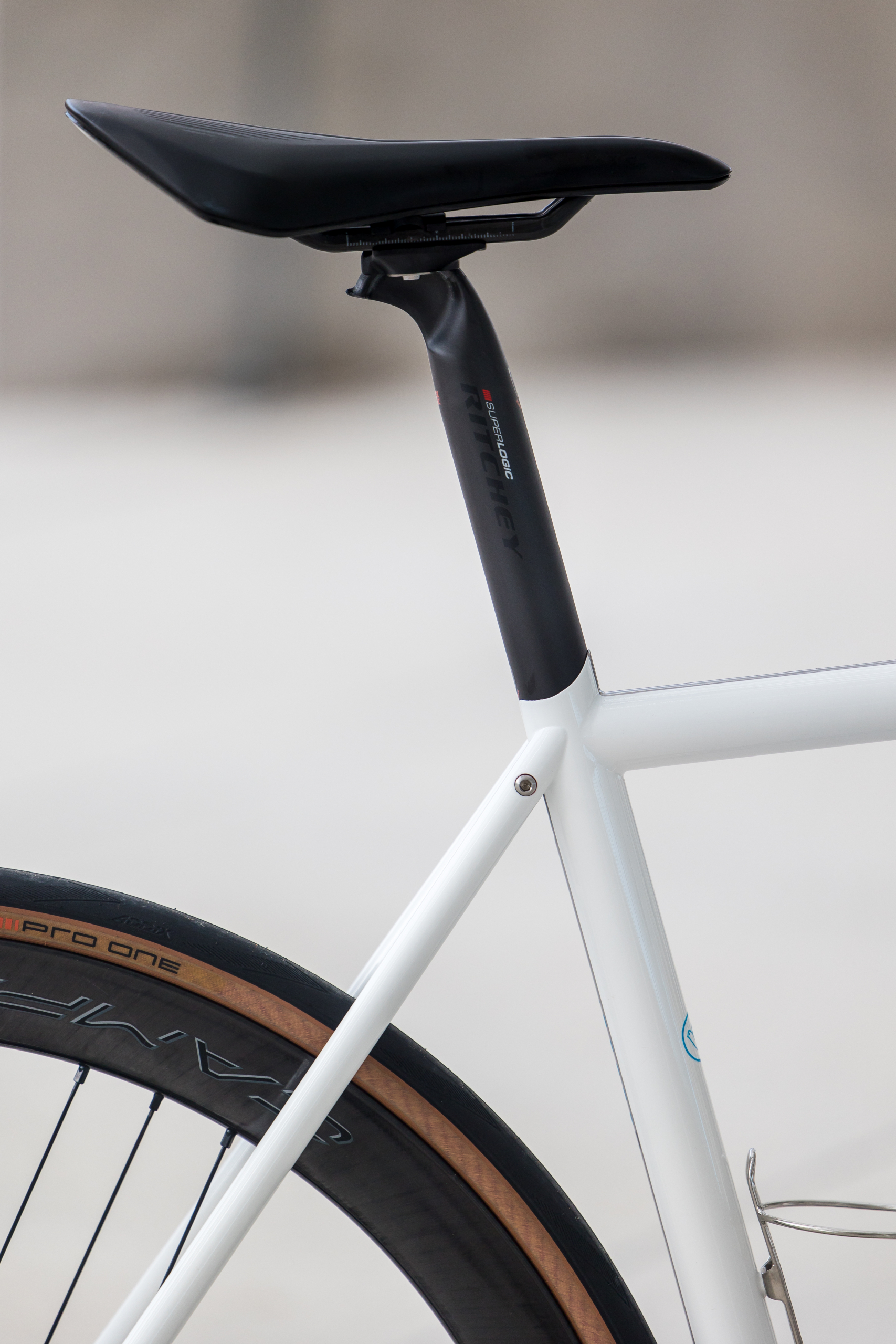David Figueroa’s Custom Condor Cycles Stainless Super Acciaio Road ...