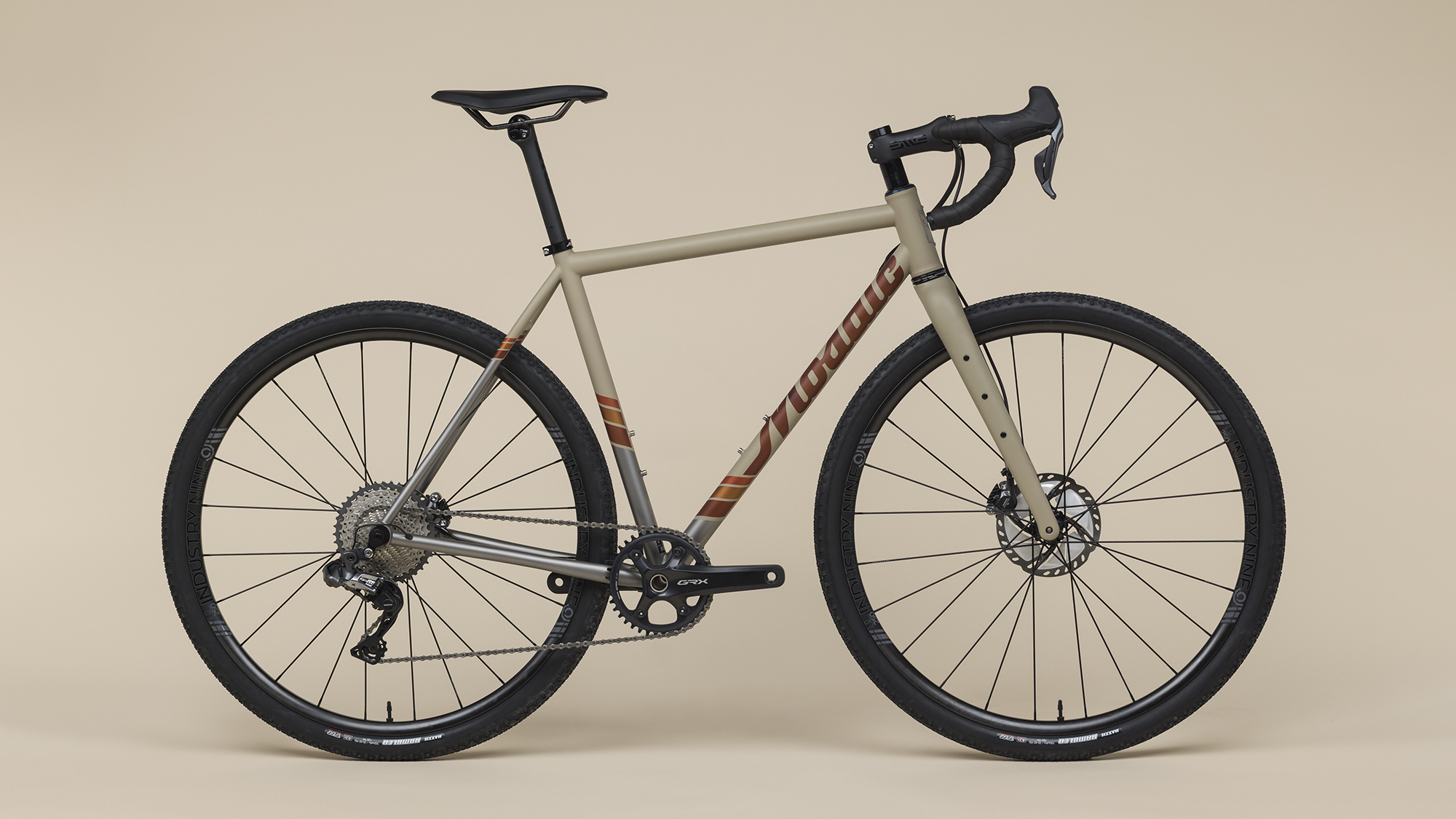 The Pro’s Closet x Mosaic GT2 45 Edition Titanium Gravel Bikes The