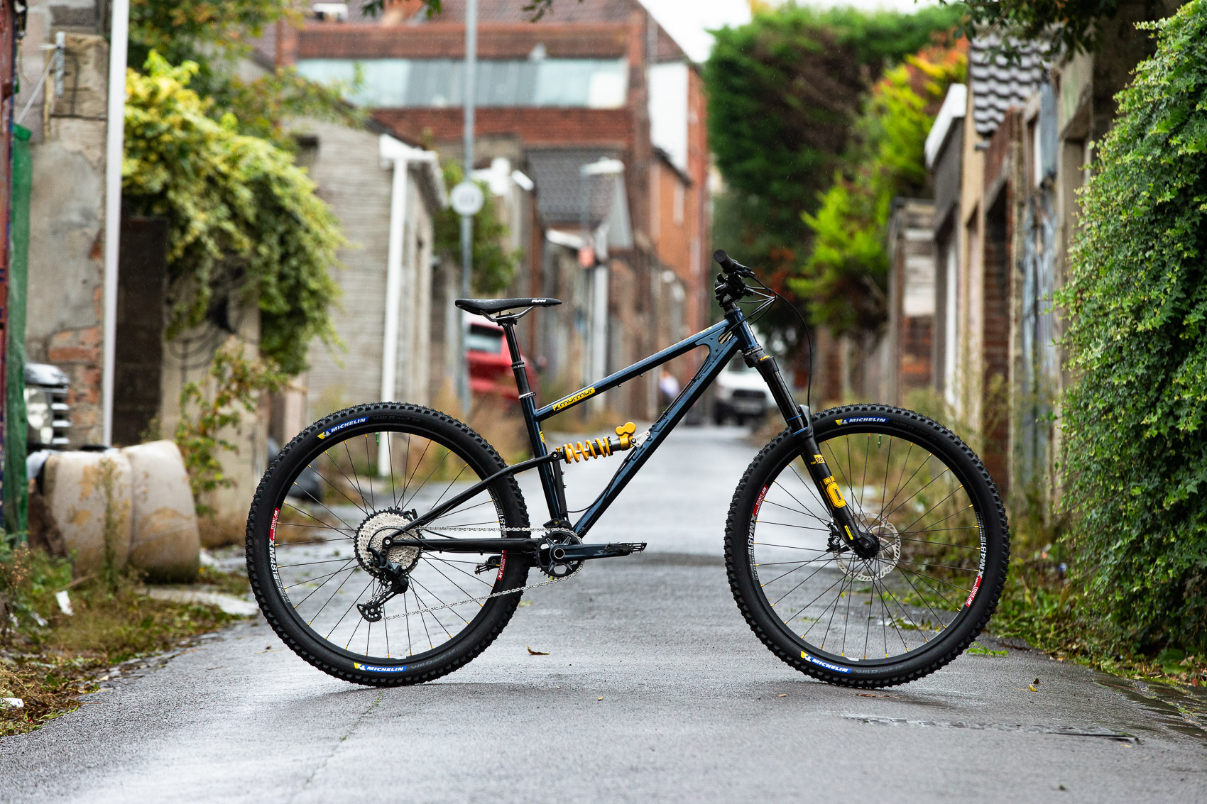 Radar Roundup: Starling Cycles V3 Frames, Esker Lorax Ti