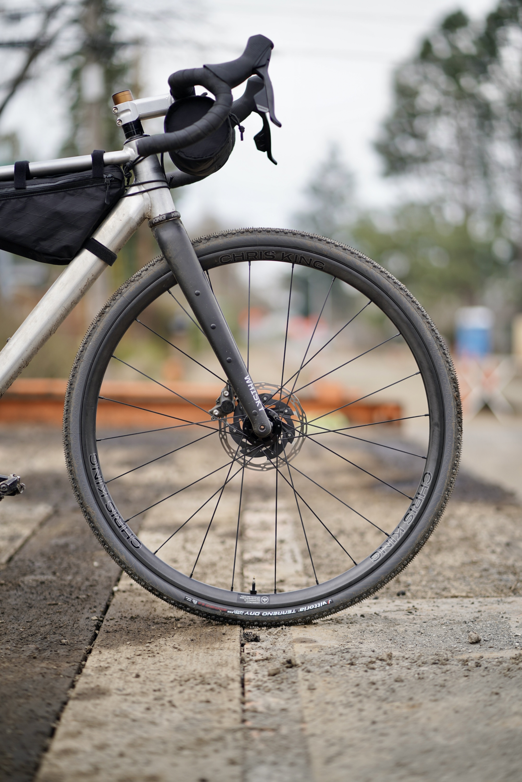 Bicycle Crumbs Reviews: Chris King GRD23 All-Road/Gravel Wheelset