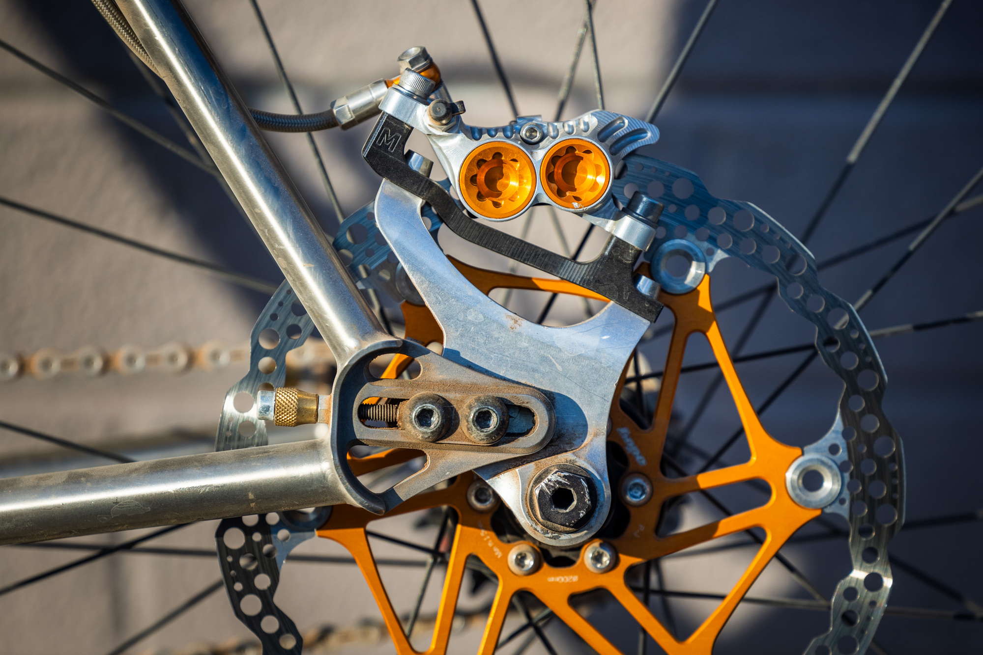 Hope V4 Hydraulic Disc Brake Pads By TBS - Resin Pads For Mountain Bike & Cycle Brakes 3 thumbnail image