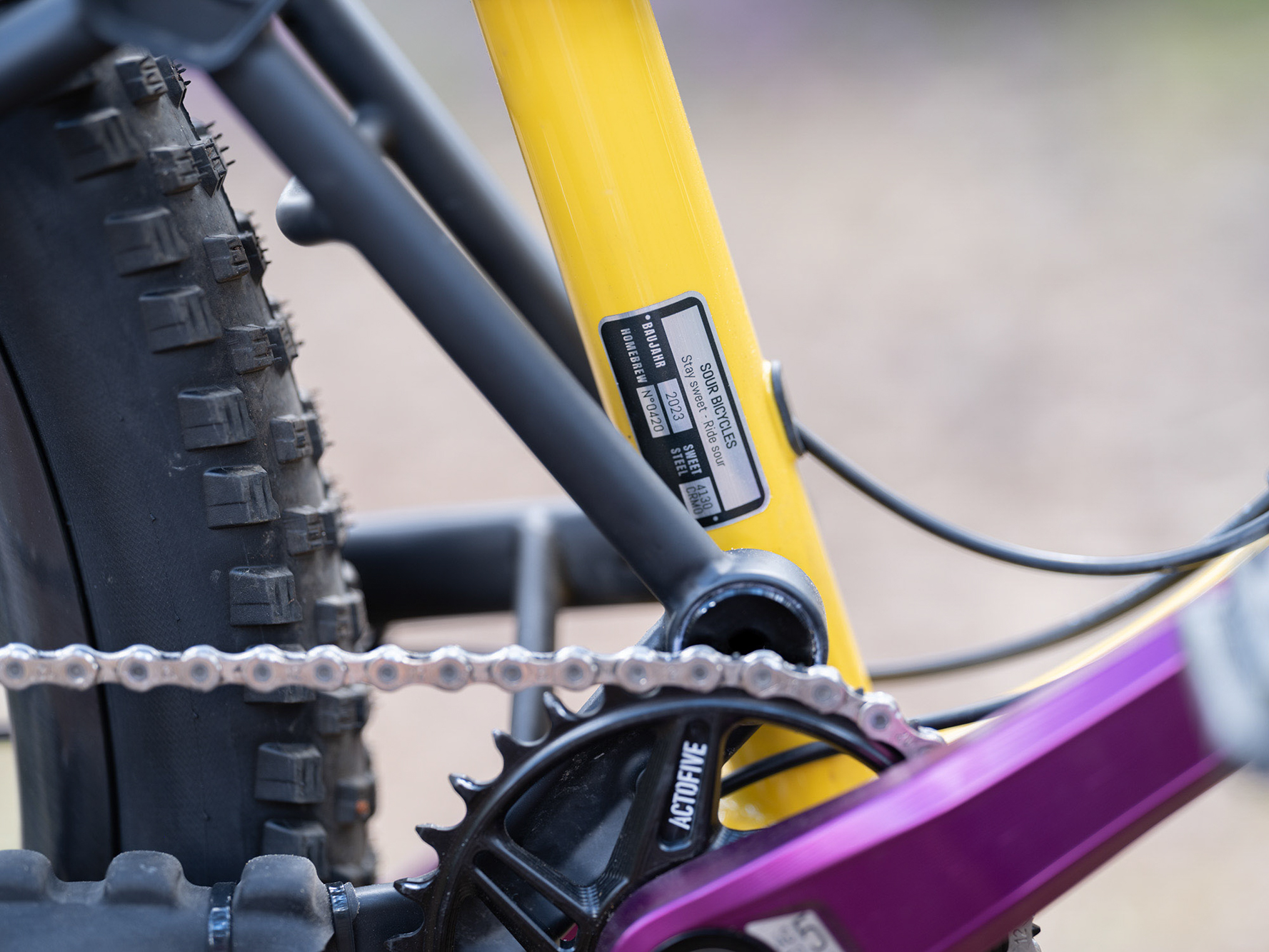 Sour Bicycles SRD Steel Full Suspension Review: A Rolling Prototype ...
