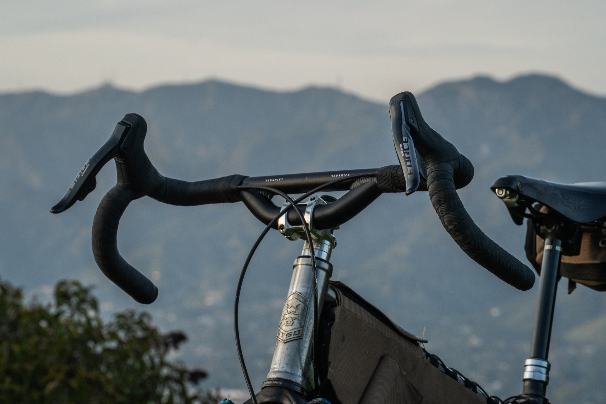 road bike with riser drop bars