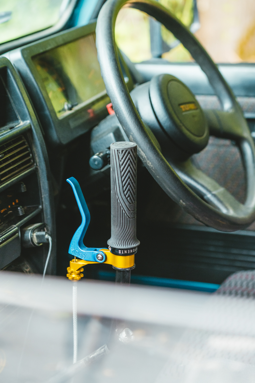 Radical Rigs 01: Dillen Maurer’s “Fall Risk” Custom Full Suspension and ...