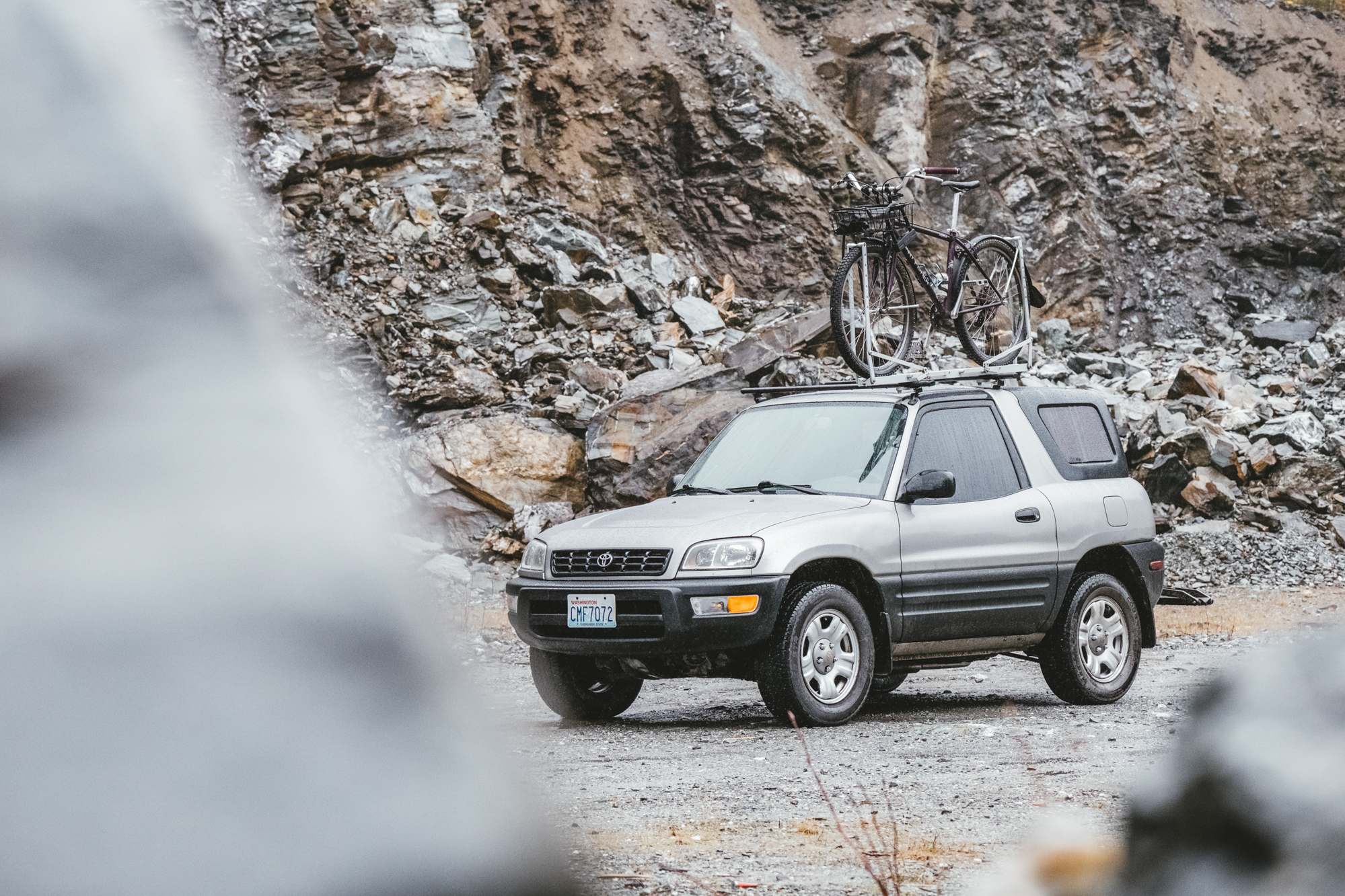 Radical Rigs: Logan Nelson’s 1999 Toyota RAV4 and Gary Fisher Aquila ...